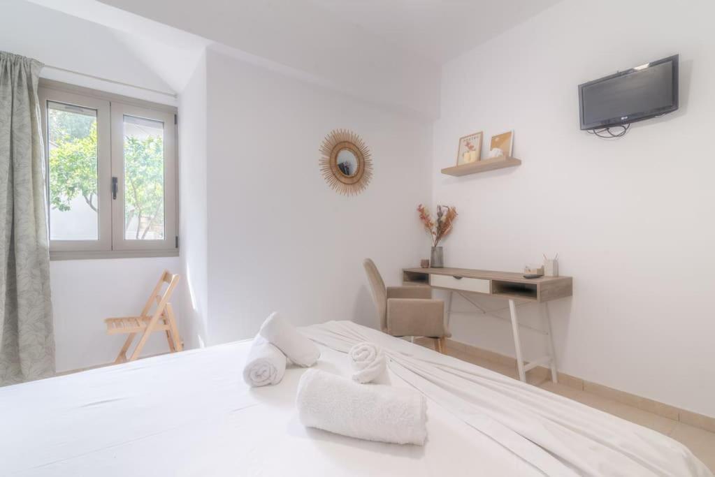 Citrea Stylish House With Garden Near Beach Ираклион Экстерьер фото