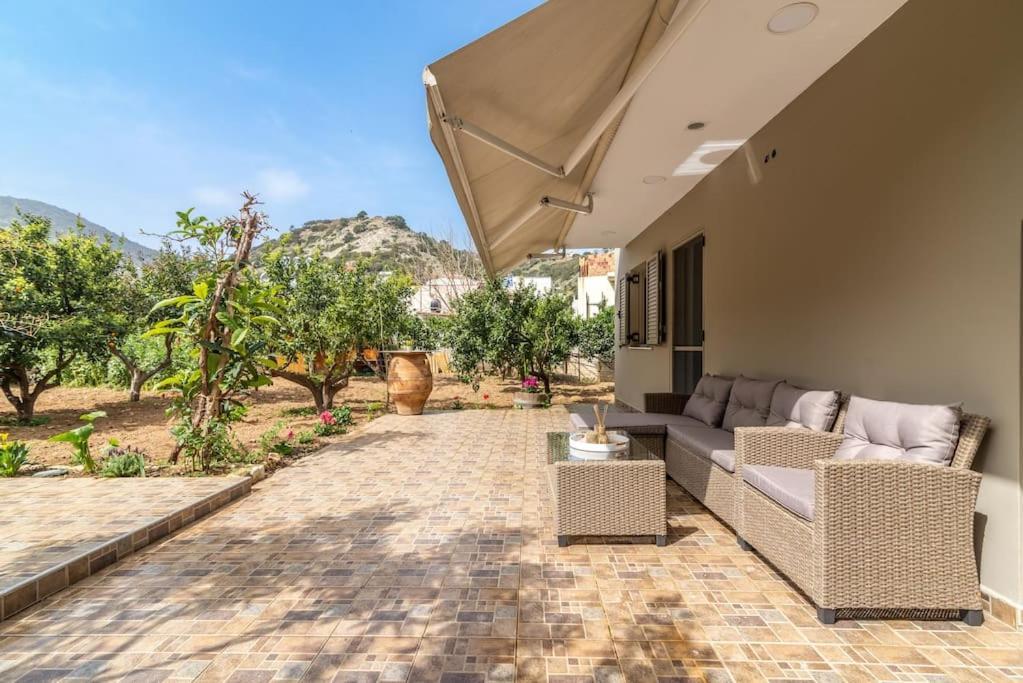 Citrea Stylish House With Garden Near Beach Ираклион Экстерьер фото