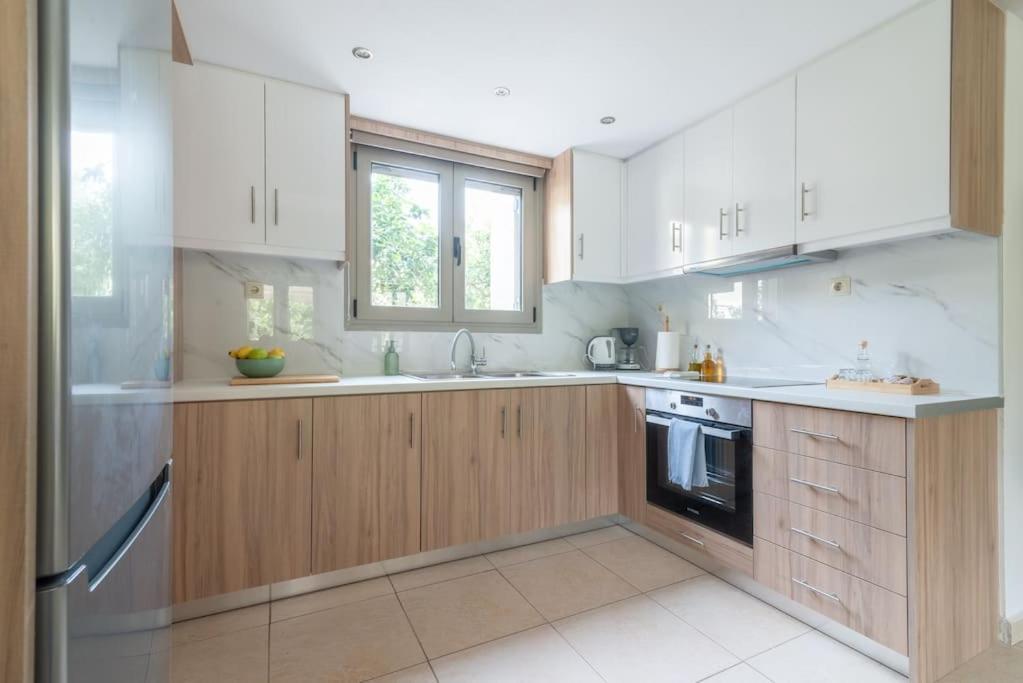 Citrea Stylish House With Garden Near Beach Ираклион Экстерьер фото